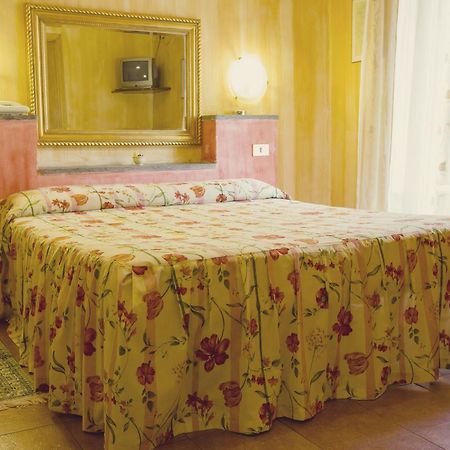 Hotel Centrale Viterbo Buitenkant foto